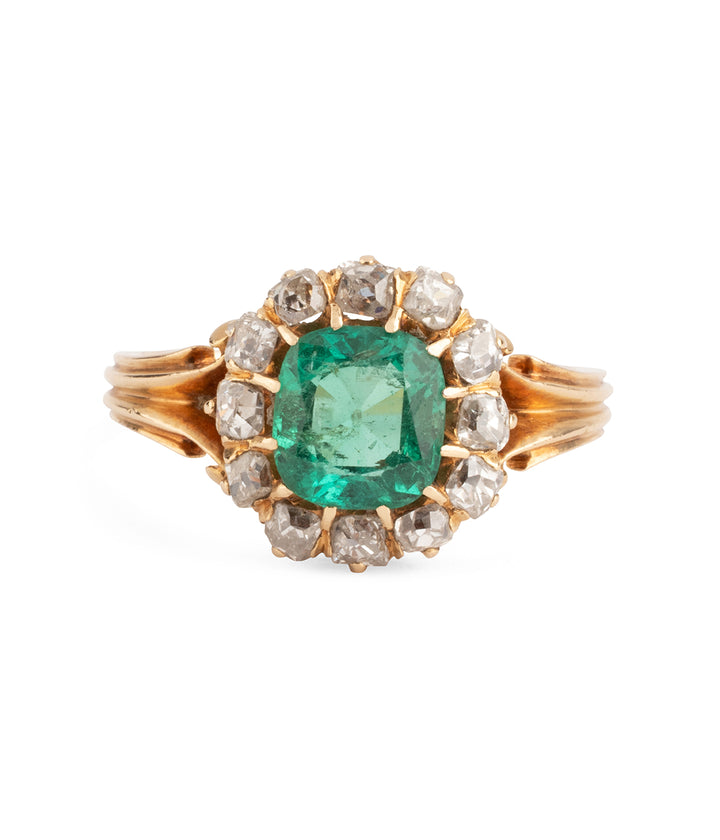 Ancienne-bague-Marguerite-ancienne-diamants-emeraude-Bich-Caillou-Paris