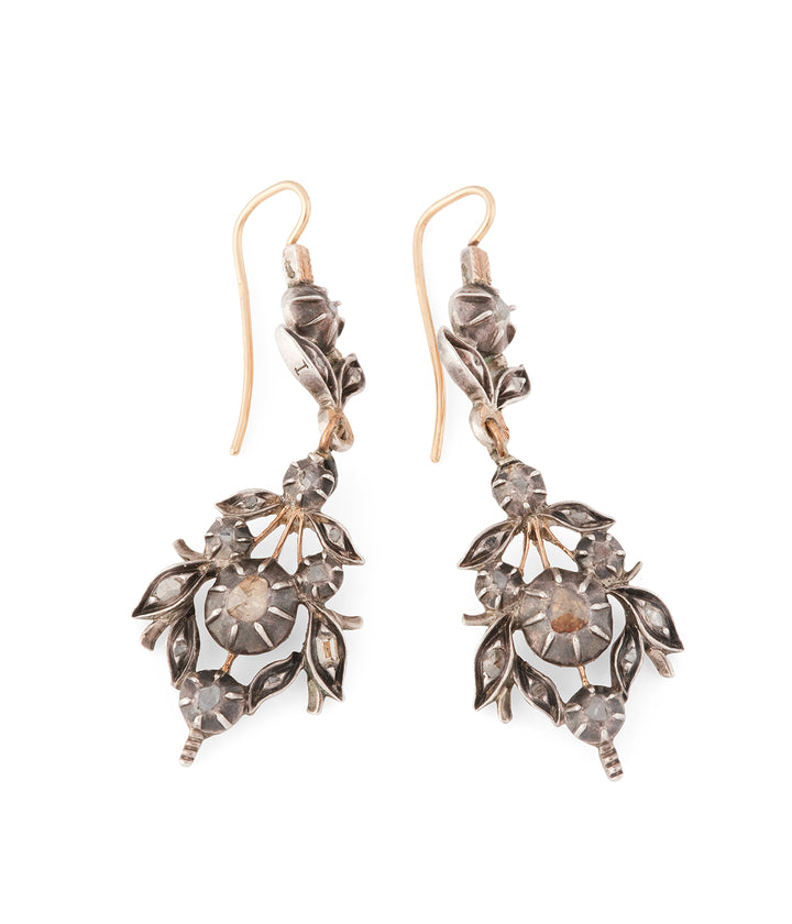 Anciennes-boucles-oreilles-provencales-diamants-Lee-Caillou-Paris