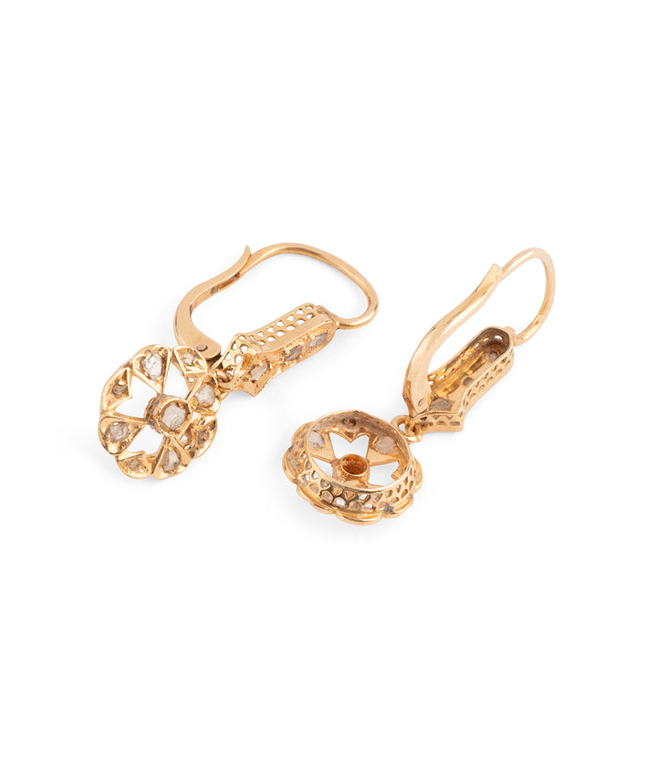 Boucles d'oreilles dormeuses anciennes en or et diamants "Mounia"