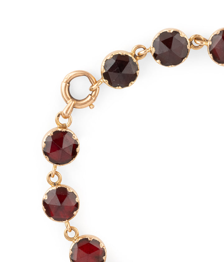 Antique-Perpignan-garnet-bracelet-Niels-Caillou-Paris