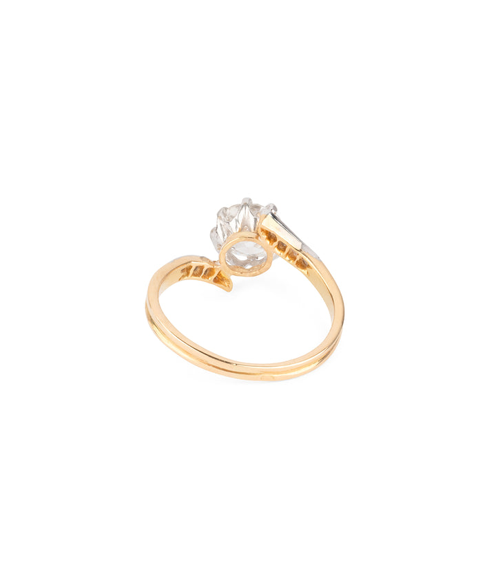 Antique-diamond-engagement-ring-Xarika-Caillou-Paris