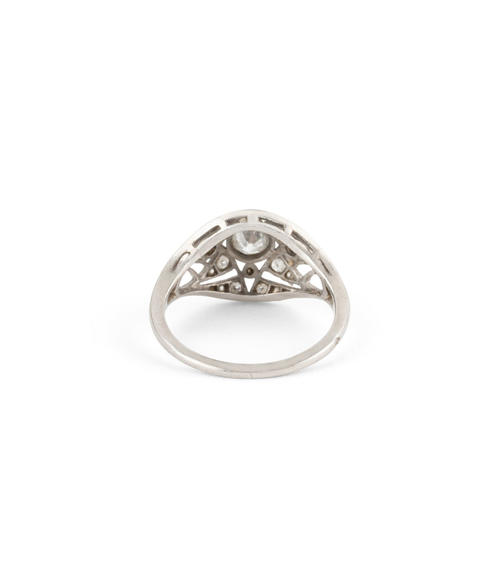 Antique-engagement-ring-diamonds-Maybell-Caillou-Paris