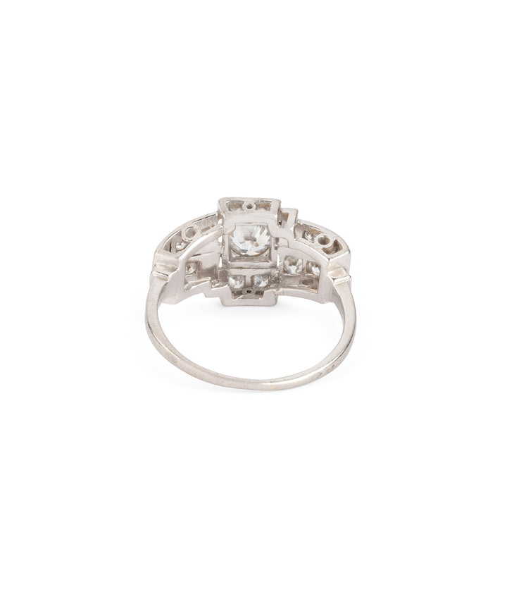 Antique-engagement-ring-diamonds-Yori-Caillou-Paris