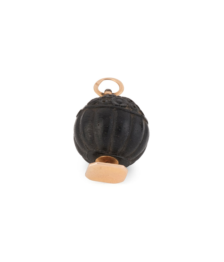 Antique-engraved-corozo-seal-18k-gold-Gian-Caillou-Paris