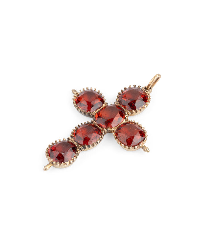 Antique-garnet-cross-18k-gold-Betsie-Caillou-Paris
