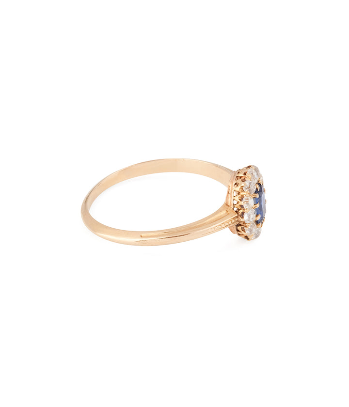 Antique-gold-ring-sapphire-diamonds-Beha-Caillou-Paris