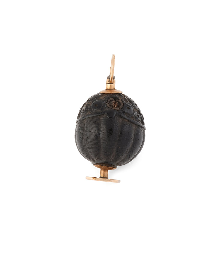Antique-seal-pendant-engraved-corozo-Gian-Caillou-Paris