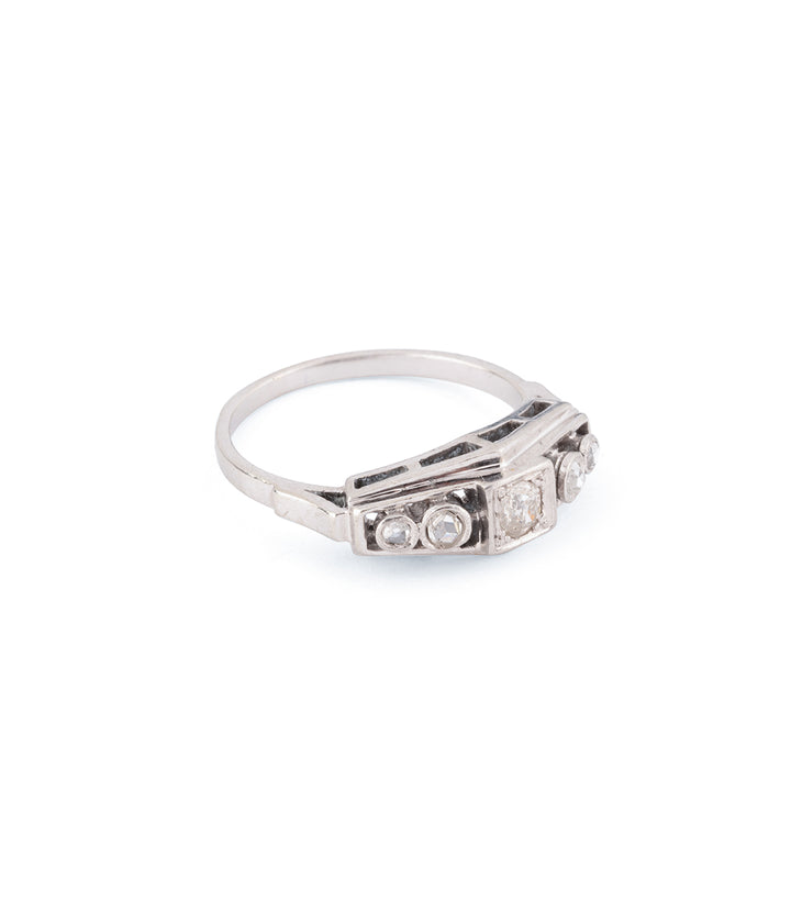 Art-deco-ring-diamonds-Yahya-Caillou-Paris