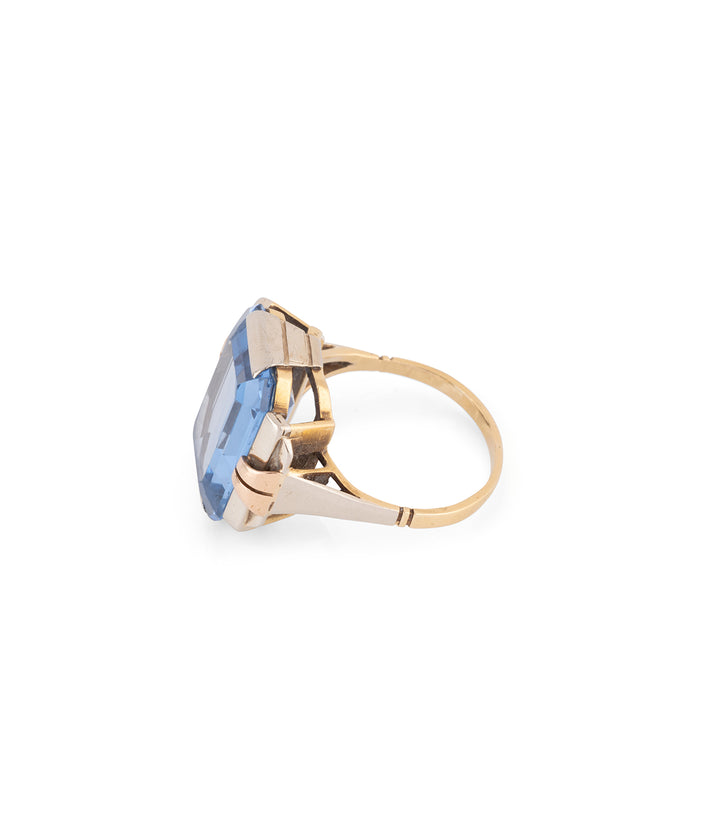 Art-deco-topaz-ring-Milly-Caillou-Paris