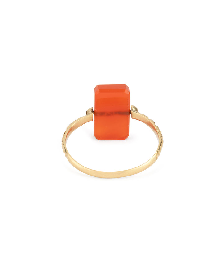 Bague-ancienne-homme-cornaline-or-Virgil-Caillou-Paris