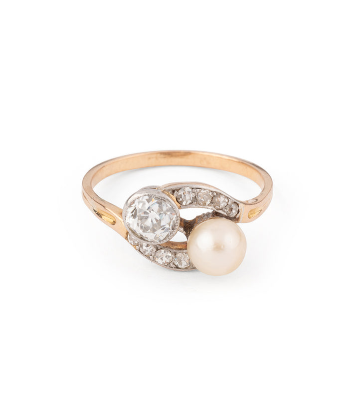 Bague ancienne or rose perle diamants
"Madena" - Caillou Paris