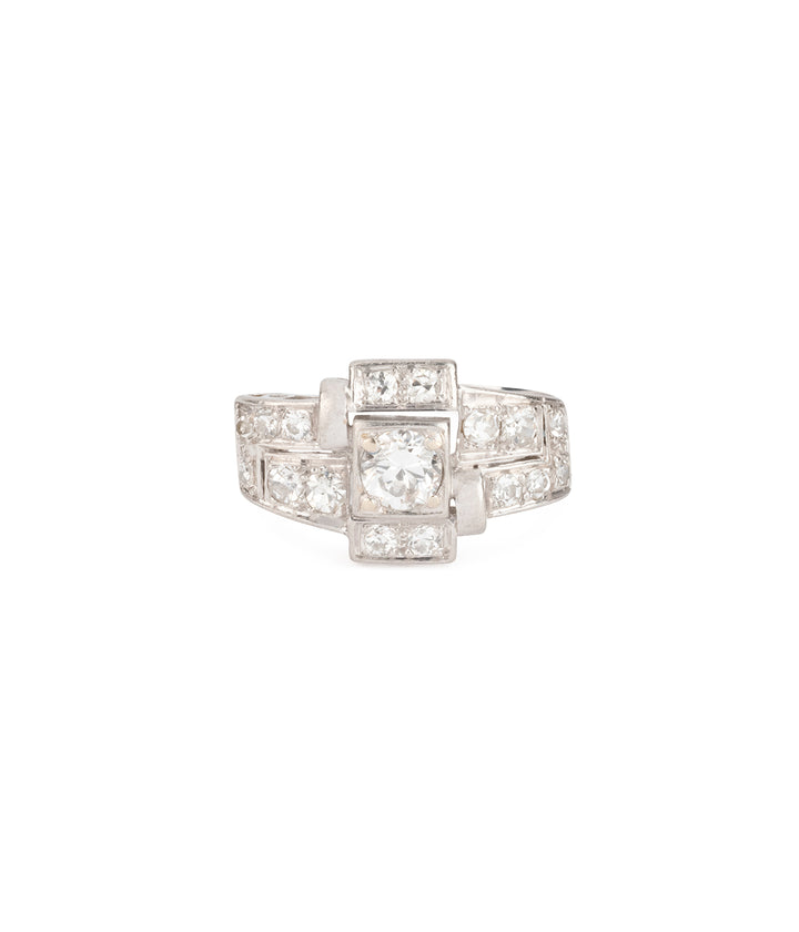Bague-annees-30-diamants-Yori-Caillou-Paris