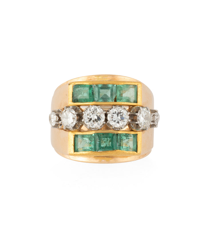 Bague-cocktail-diamants-emeraudes-Gull-Caillou-Paris