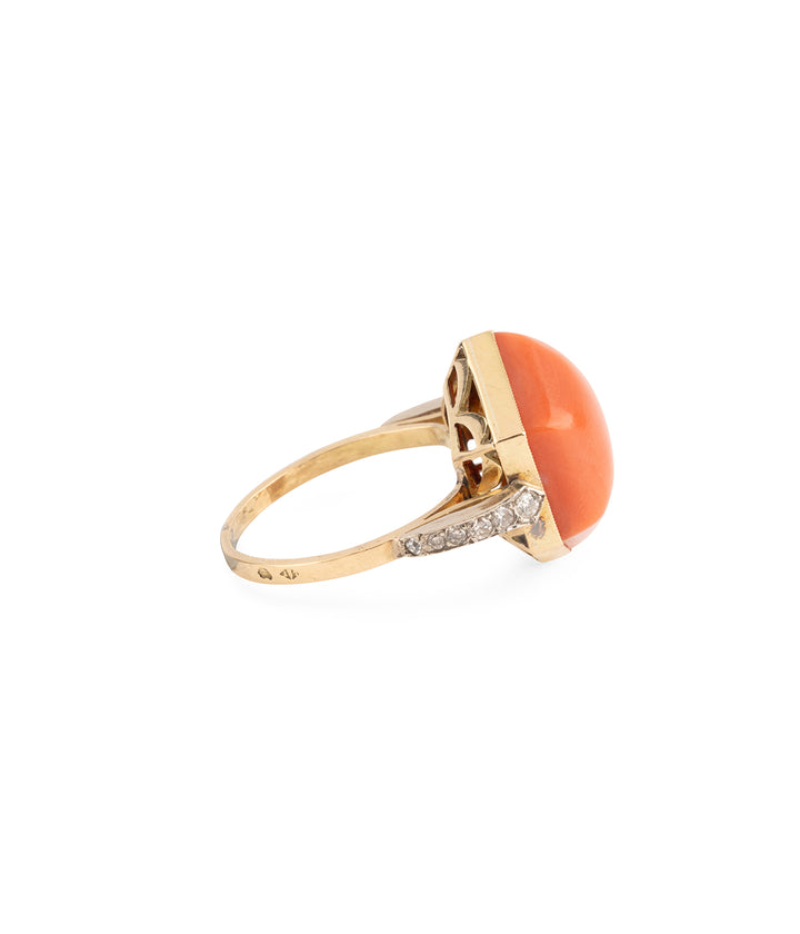 Bague-cocktail-epoque-art-deco-or-corail-Ennio-Caillou-Paris
