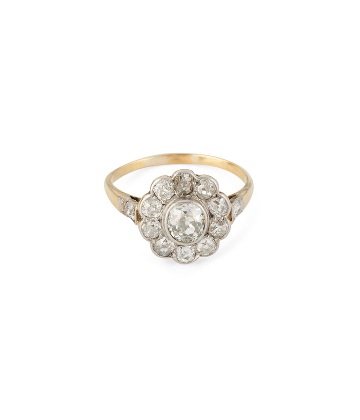 Bague-fiancailles-ancienne-marguerite-diamants-Aata-Caillou-Paris