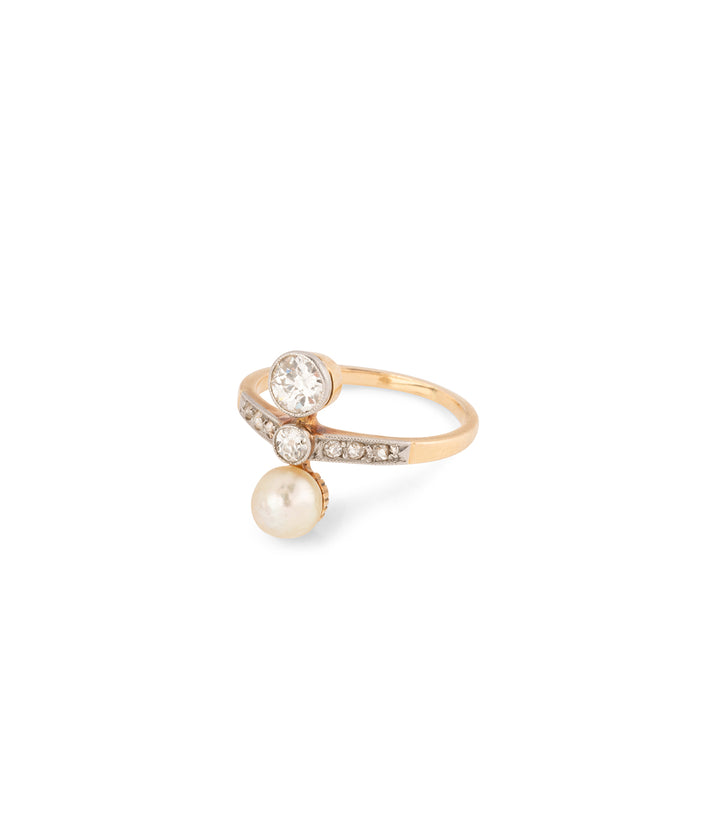 Bague-fiancailles-ancienne-perle-diamant-Stina-Caillou-Paris