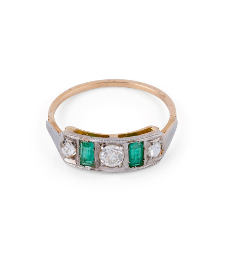 Bague jarretière ancienne "Gasa" gros plan - Caillou Paris