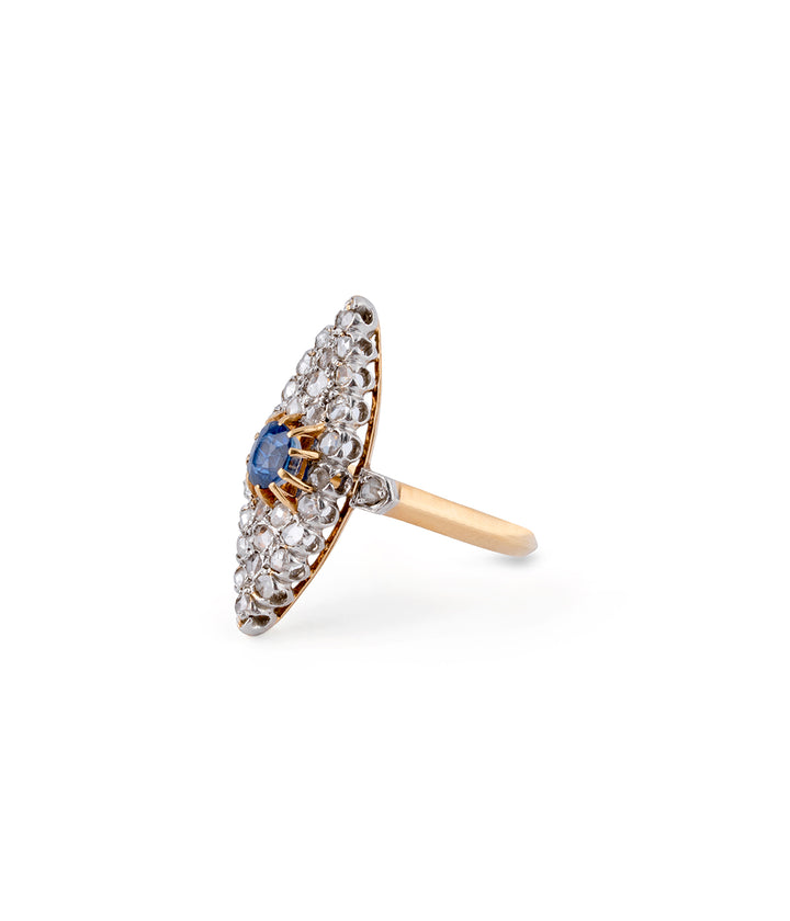 Bague marquise ancienne saphir "Fionn" gauche | Caillou Paris