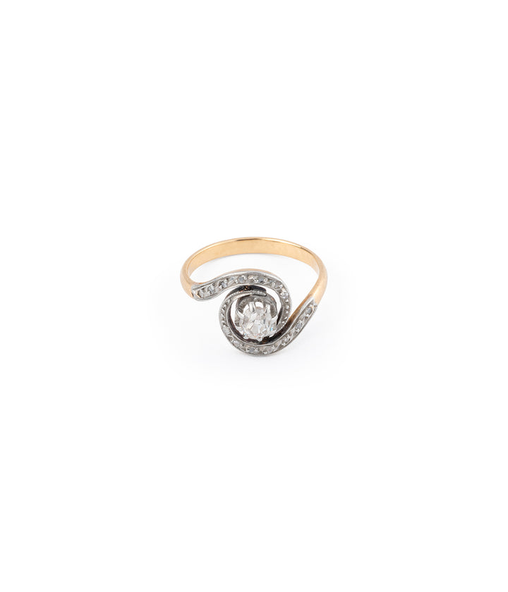 Bague Tourbillon ancienne "Valda" - Caillou Paris