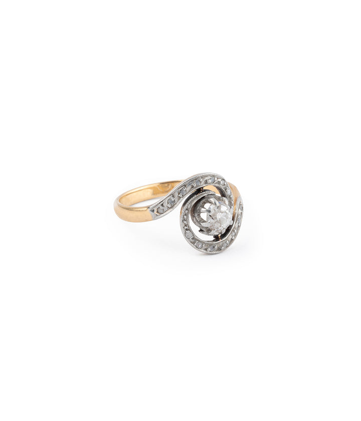 Bague Tourbillon ancienne "Valda" droite - Caillou Paris