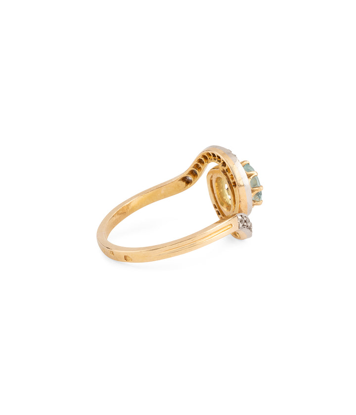 Bague-tourbillon-vintage-diamants-aiguemarine-Heiva-Caillou-Paris