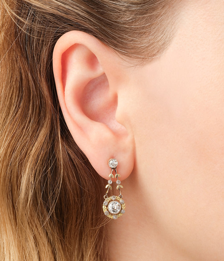 Boucles-oreilles-vintage-or-diamants-Abia-Caillou-Paris