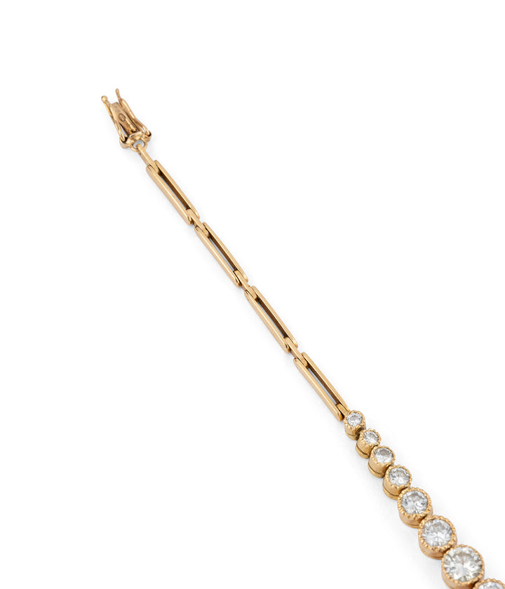 Bracelet ancien en diamants "Hestia" gros plan V1 - Caillou Paris