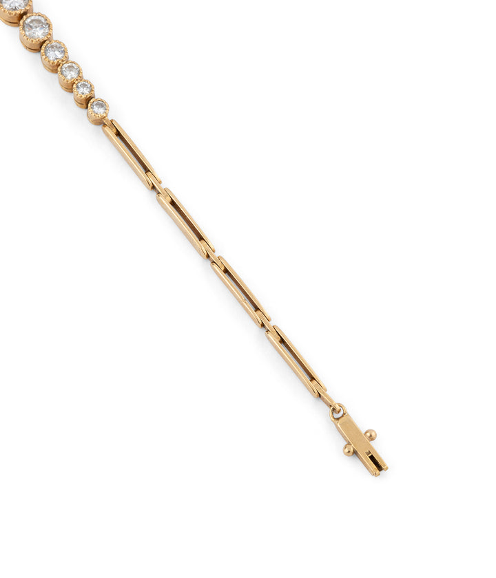 Bracelet ancien en diamants "Hestia" gros plan V3 - Caillou Paris