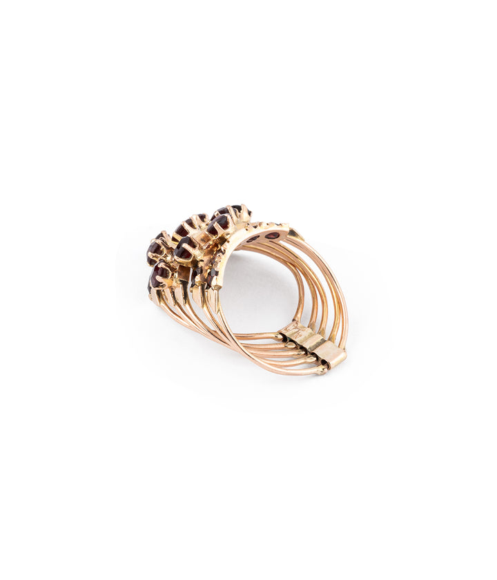 Bague de harem vintage en grenat Aanor gauche dessus - Caillou Paris