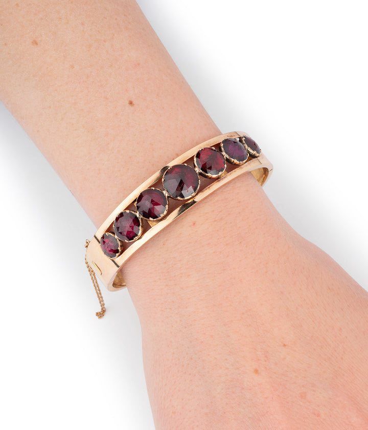 Caillou Paris - Bracelet ancien grenats de Perpignan Marcial porter