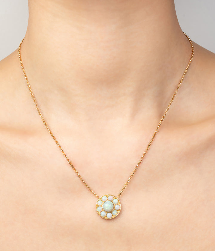 Collier-vintage-opale-Hao-Caillou-Paris