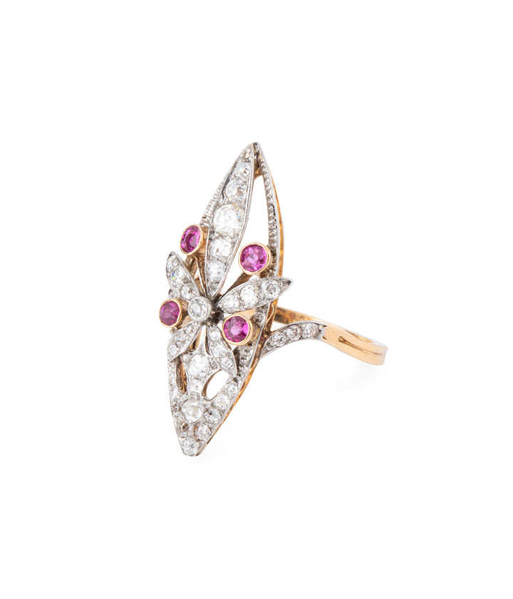 Edwardian-gold-ring-diamonds-rubies-Kian-Caillou-Paris