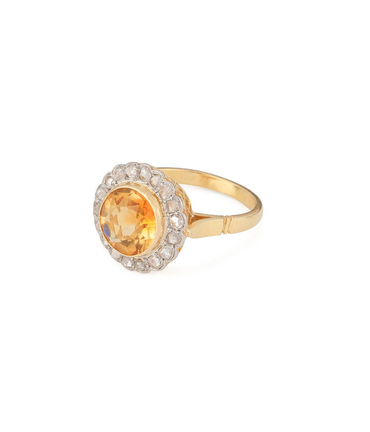 Antique-halo-ring-citrine-Valeda-Caillou-Paris