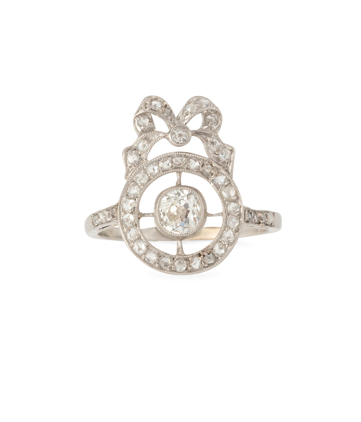 Edwardian-ring-platinum-diamonds-Risto-Caillou-Paris