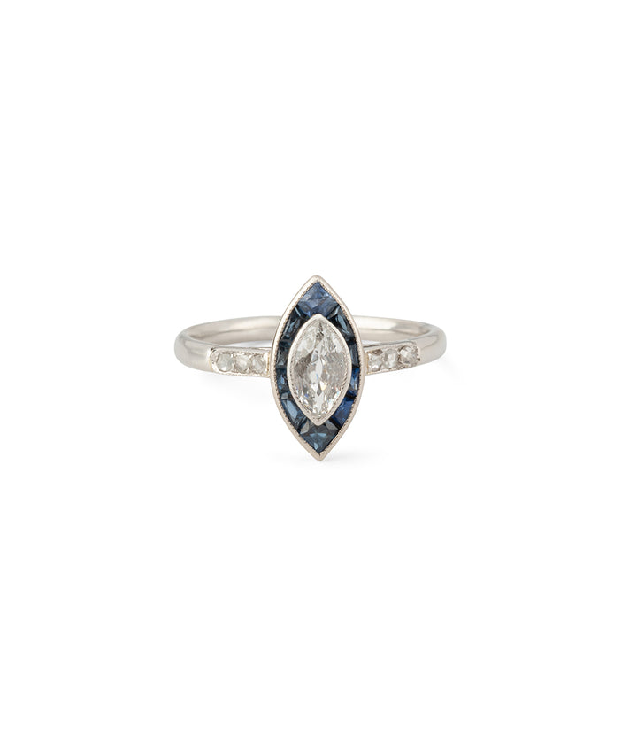 Engagement-ring-diamonds-sapphires-Prama-Caillou-Paris