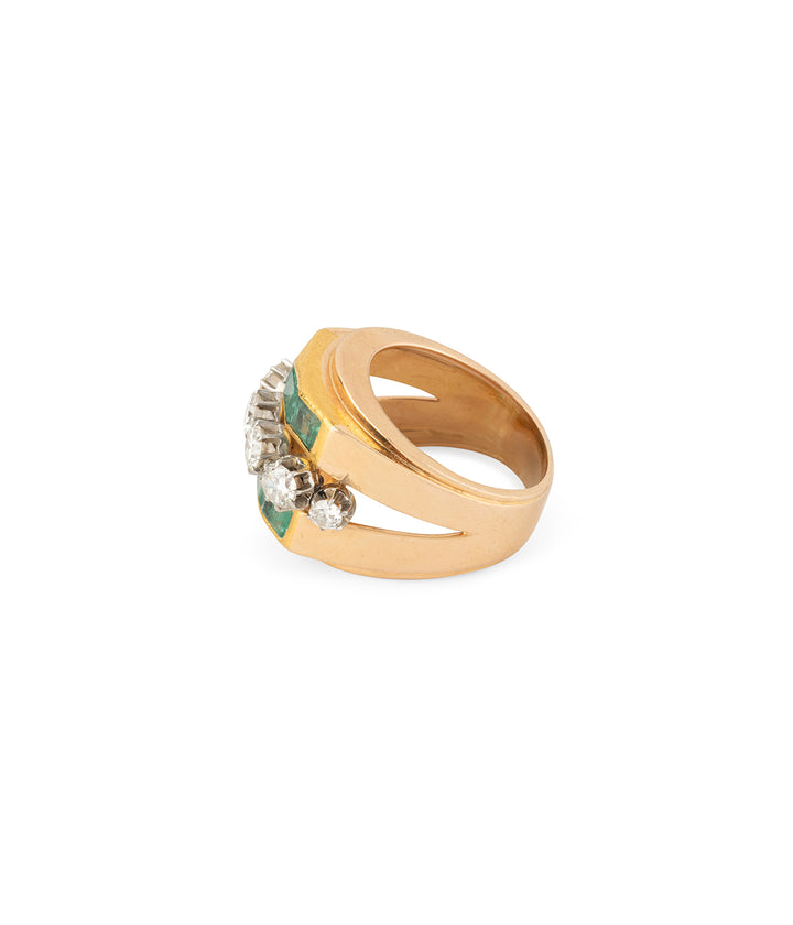 Retro-ring-emeralds-diamonds-Gull-Caillou-Paris