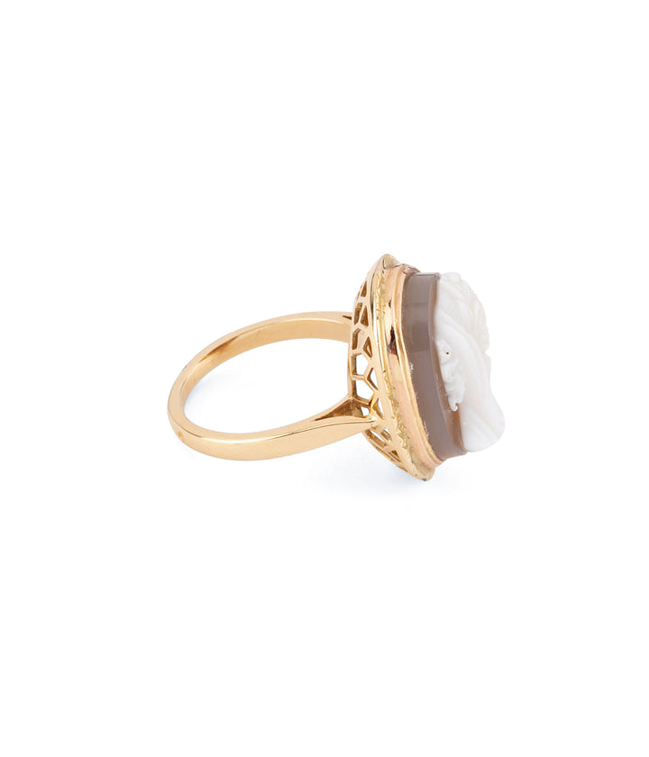 Victorian cameo ring agate 18k gold "Olia" - Caillou Paris