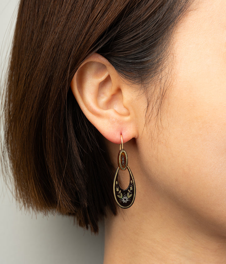 Victorian tortoiseshell piqué earrings Henan - Caillou Paris