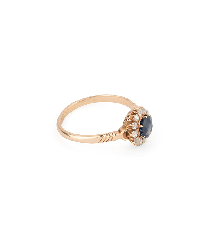 Vintage-engagement-ring-sapphire-Jodie-Caillou-Paris