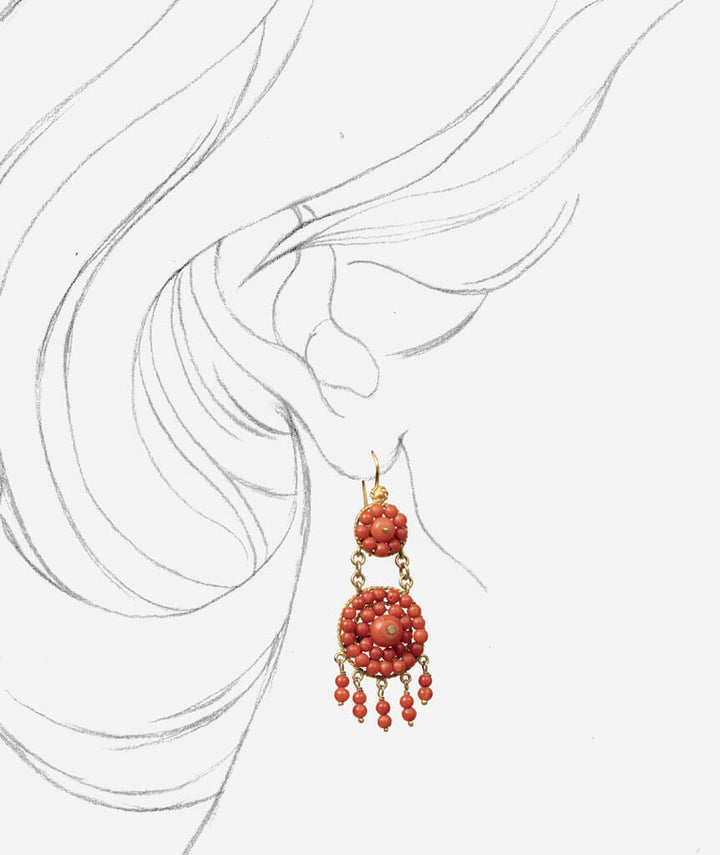 Pendants d'oreilles anciens corail