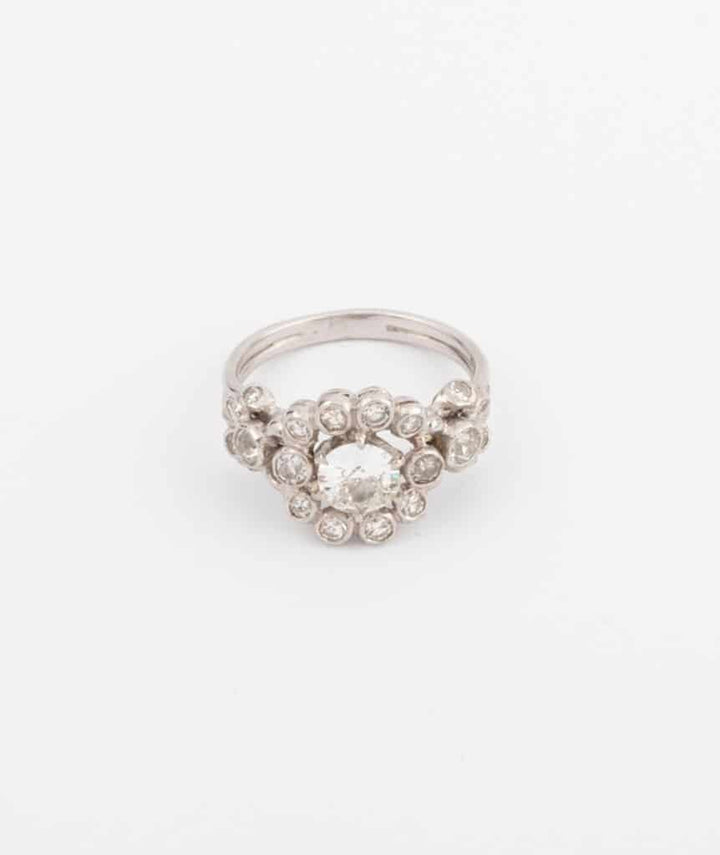 Bague marguerite en platine et diamants