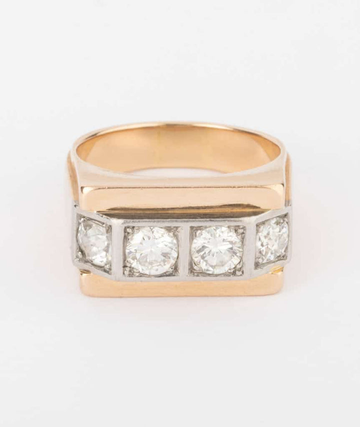 Bague ancienne en or et diamants Forza gros plan - Caillou Paris