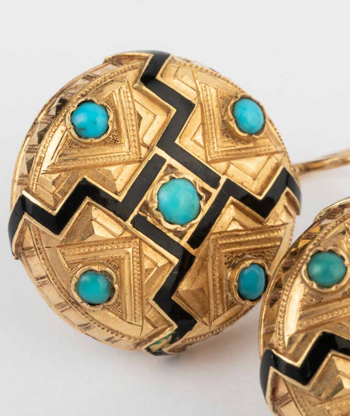 Boucles d'oreilles AZTEC gros plan gauche
