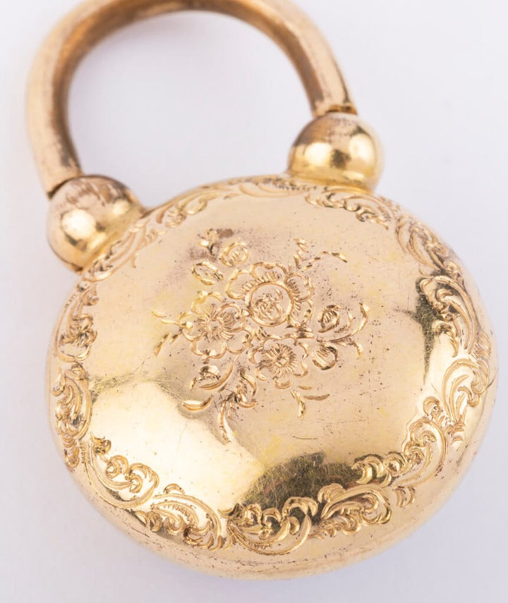 Locket lapis lazuli ouvert