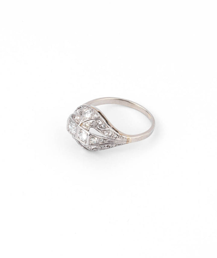Caillou Paris - Bague Art deco diamants Premendra gauche