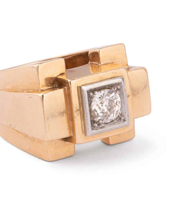 Caillou Paris Bague Tank Chevaliere Diamant Gerrie Gros Plan
