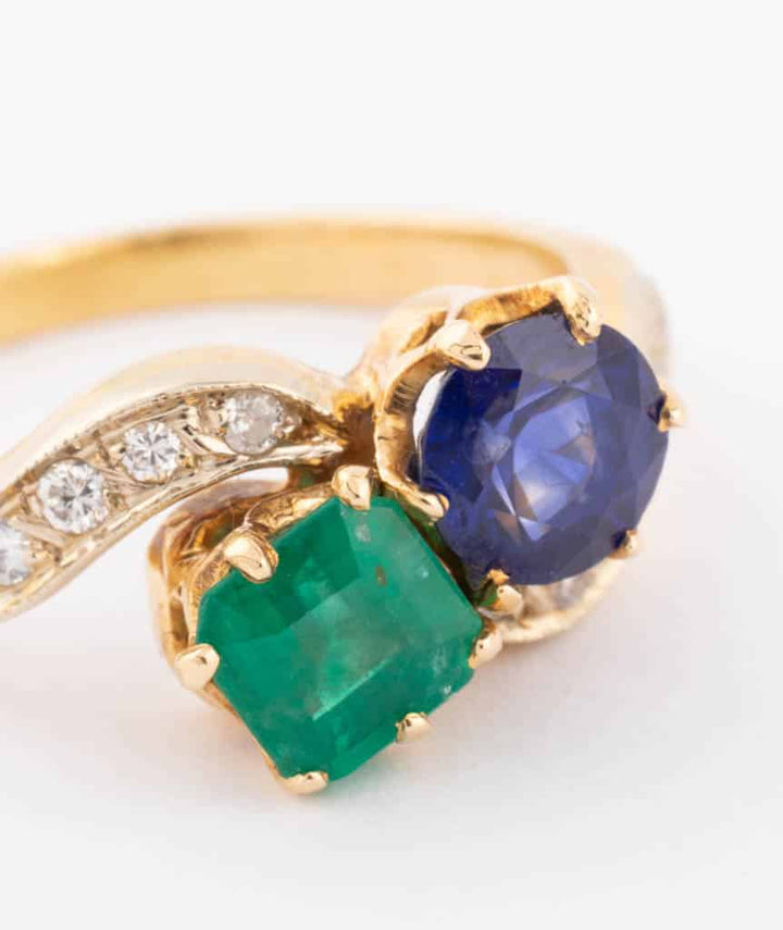 Caillou Paris Bague Toi Et Moi Ancienne Emeraude Et Saphir Lucita Gros Plan 2
