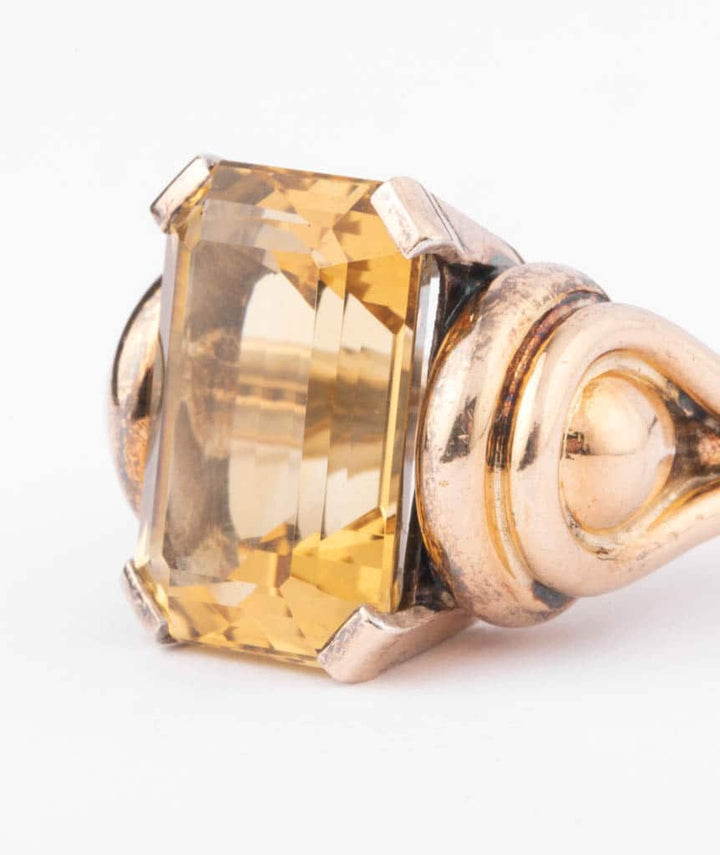 Bague ancienne citrine "Drisana" gros plan