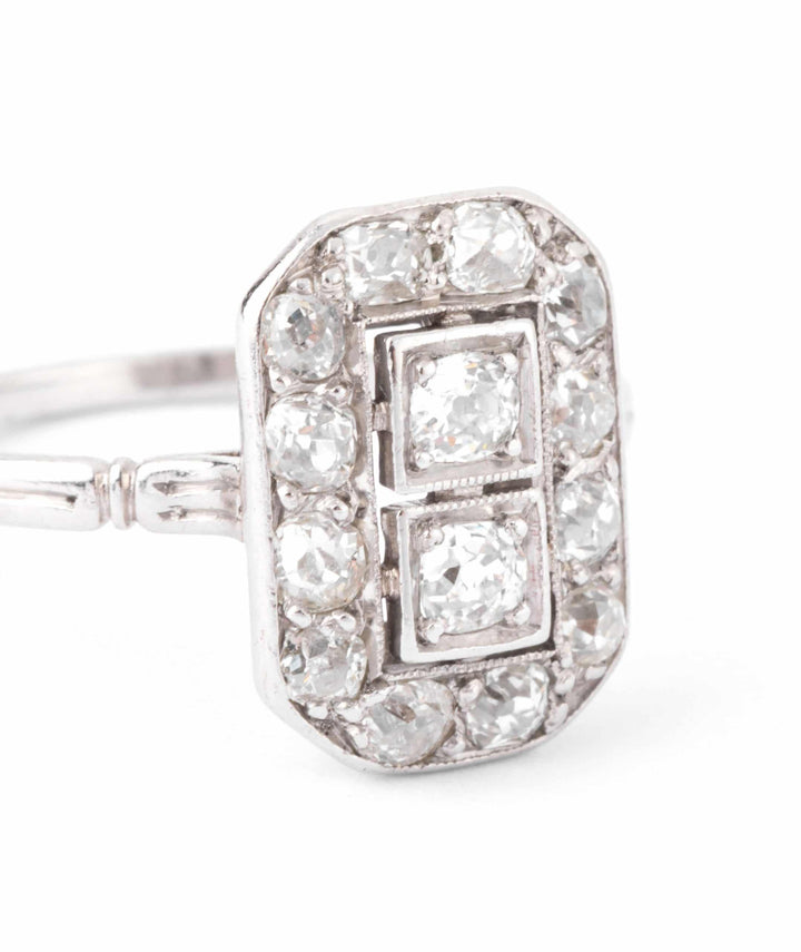 Caillou Paris - Bague ancienne diamants Paddy gros plan