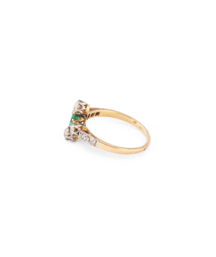 Caillou Paris Bague Ancienne Emeraude Mahdi Profil